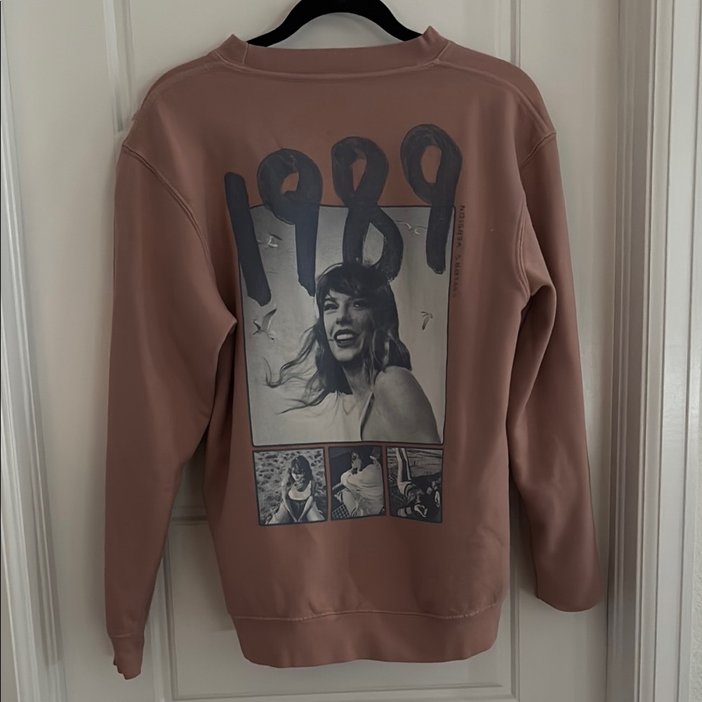 Taylor Swift 1989 Pink Sweatshirt